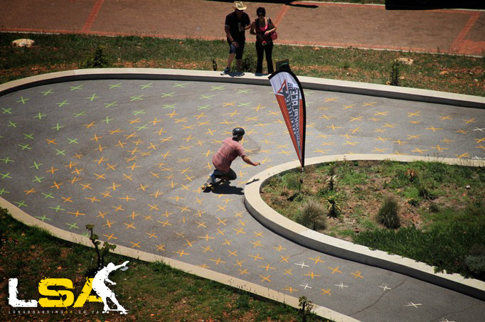 Donkin-Downhill-Dash-2014-16